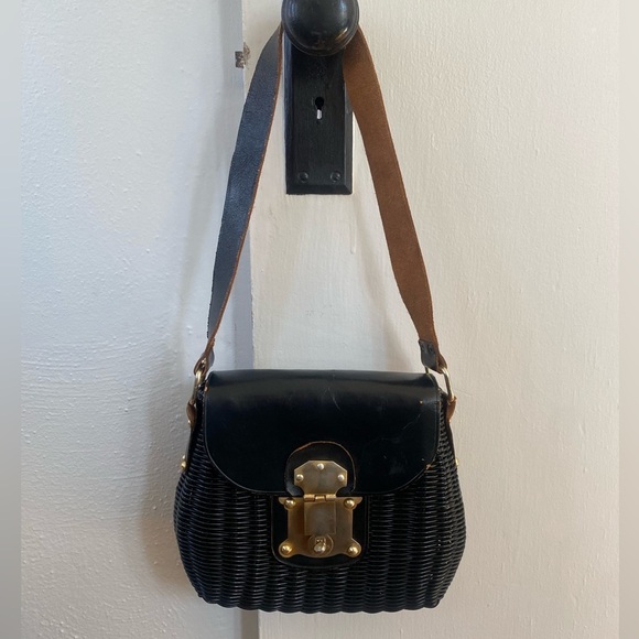 Vintage Orbach’s Black and Gold Basket Bag - Picture 2 of 11